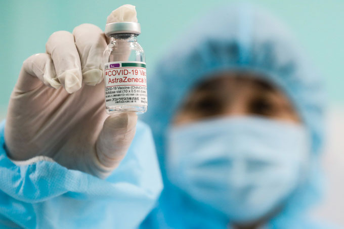 Picture 1 of Ministry of Health: People vaccinated with AstraZeneca Covid-19 vaccine 'should not panic'