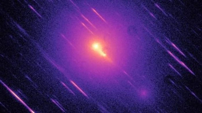 Mysterious comet flies close to the Sun without melting, leaving scientists puzzled Picture 1