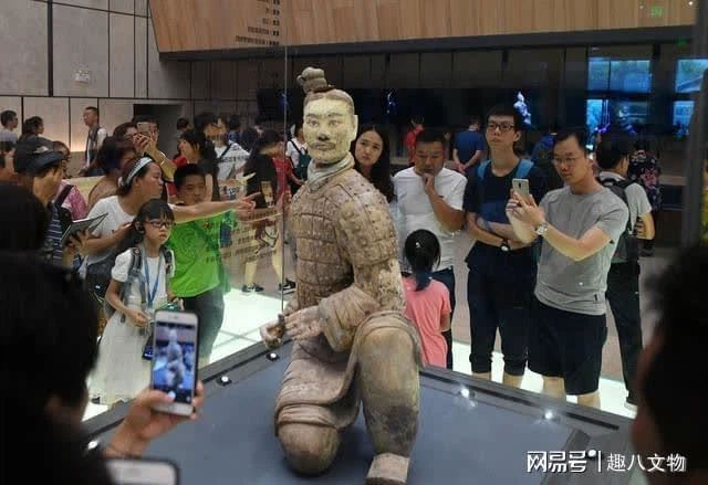 Picture 2 of Mysterious face among 7,000 terracotta warriors: Appears for 5 minutes, 'disappears' immediately after excavation
