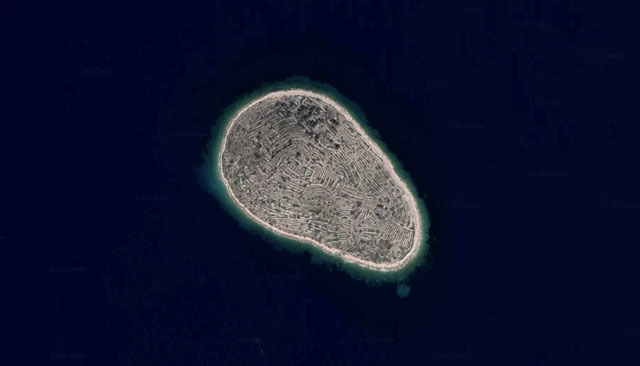 Picture 1 of Mysterious 'fingerprints' in the ocean