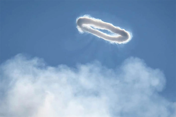 Picture 1 of Mysterious object appears on the crater