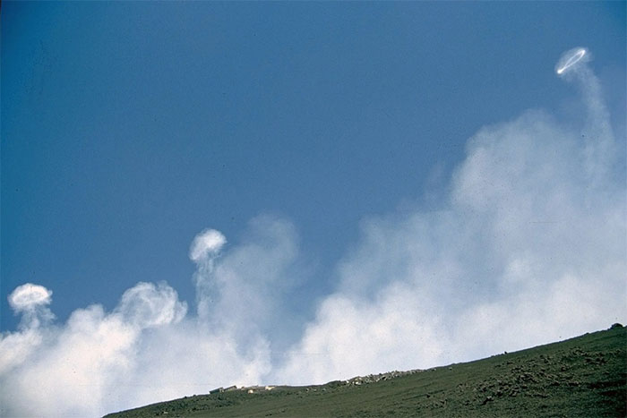 Picture 3 of Mysterious object appears on the crater