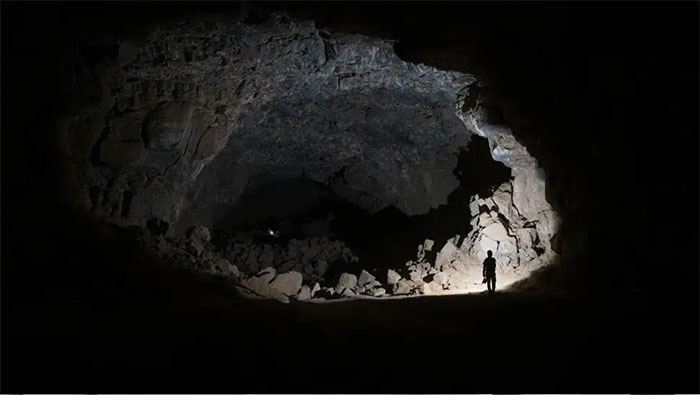 Picture 1 of Mysterious people lived in lava tubes 7,000 years ago in Arabia