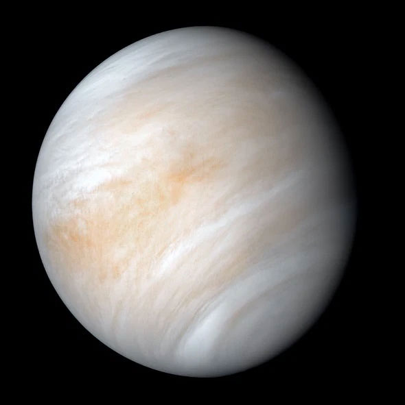 NASA engineer proposes building a settlement flying in the atmosphere to avoid acid rain on the surface of Venus Picture 2