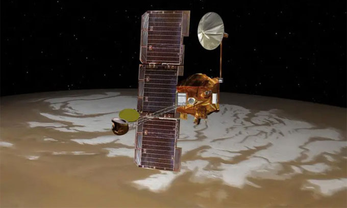 Picture 1 of NASA's 'oldest' Mars orbiter has not run out of fuel yet
