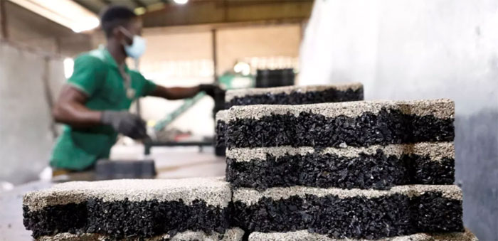Picture 6 of New black gold in Nigeria: Used car tires