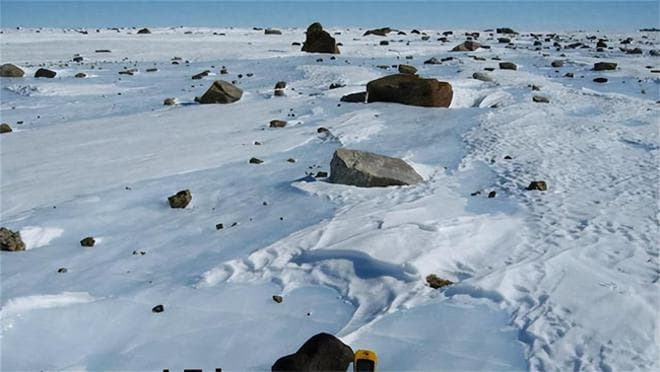 Picture 4 of New discovery in Antarctica: Scientists find mysterious 'giant object' with a diameter of 56km!