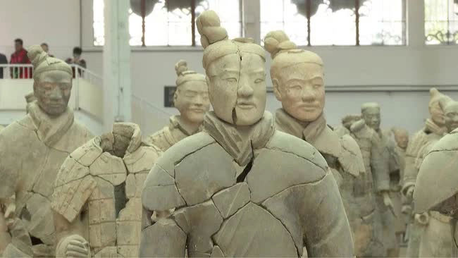 Picture 1 of New discovery of the terracotta army in the tomb of Qin Shi Huang: 'As lifelike as real people'