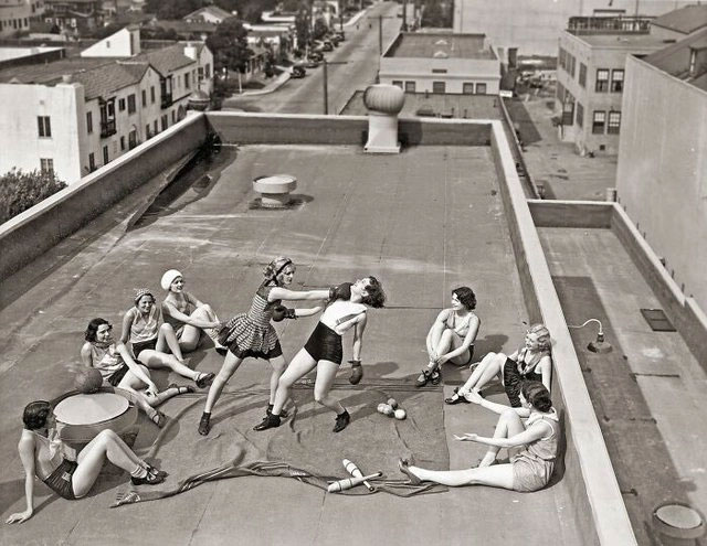 Picture 10 of Old photos prove ancient people also had super interesting and rich lives