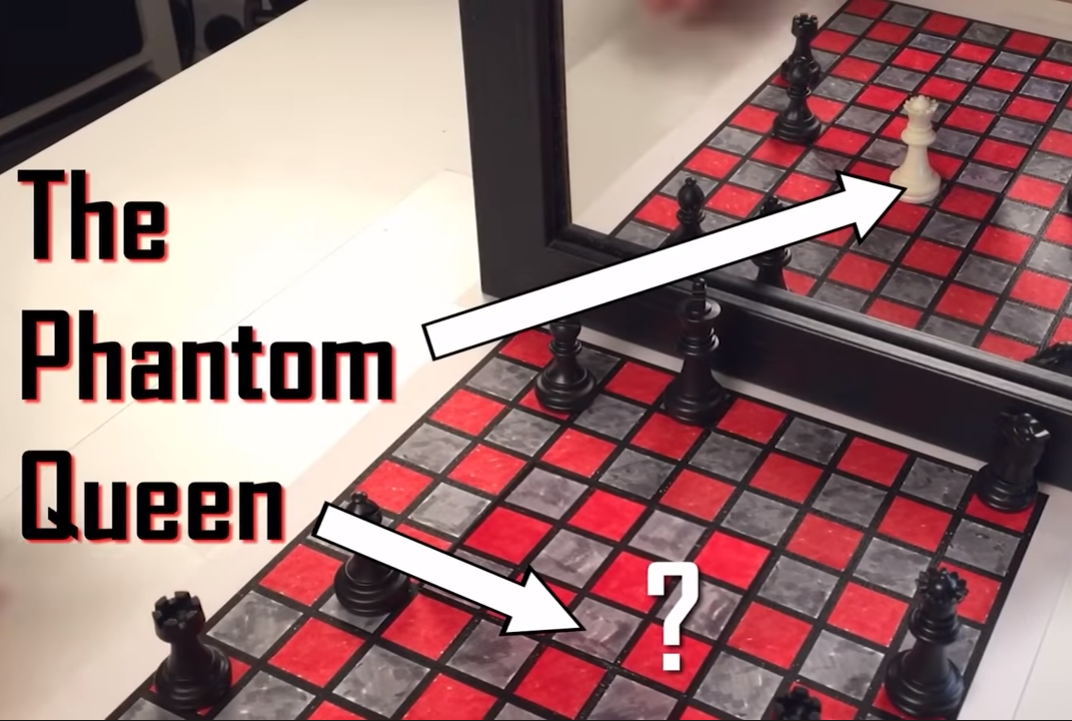 Optical illusion causes chess pieces to disappear right in front of your eyes Picture 1