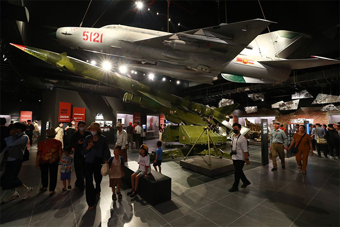 Picture 3 of Overview of the Vietnam Military History Museum
