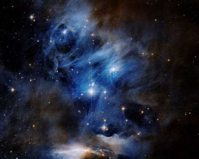 photo-of-a-beautiful-stellar-nursery-522-light-years-away