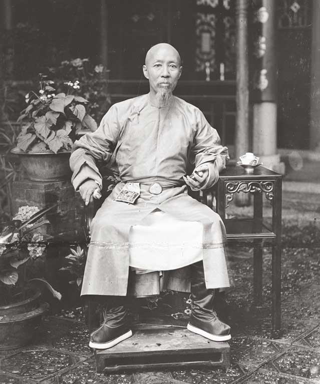 Picture 4 of Photos of Qing Dynasty mandarins through the lens of Western photographers