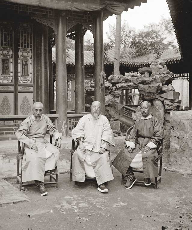 Picture 7 of Photos of Qing Dynasty mandarins through the lens of Western photographers