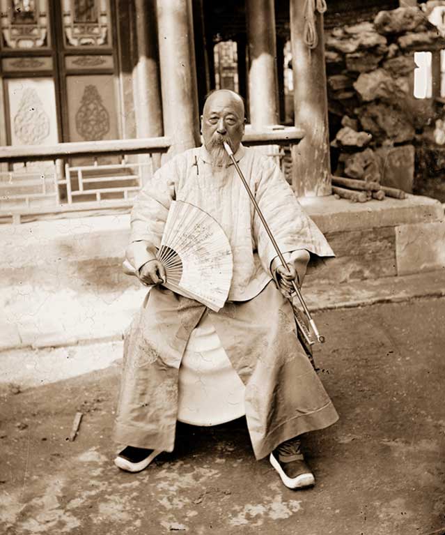 Picture 8 of Photos of Qing Dynasty mandarins through the lens of Western photographers