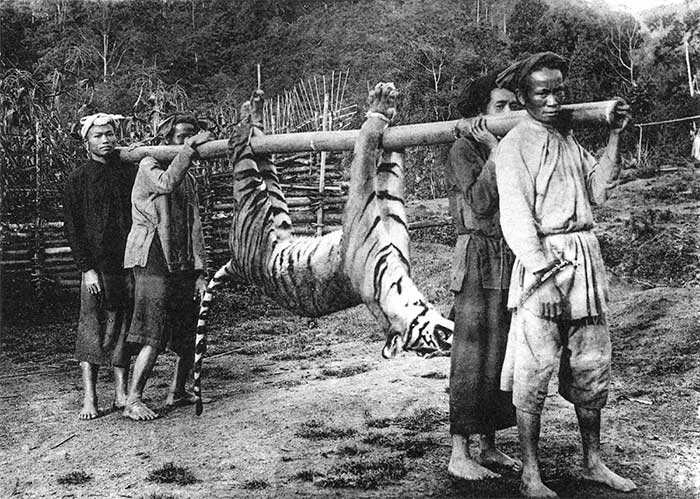Picture 2 of Portraits of Vietnamese people over 100 years ago through the lens of a French man