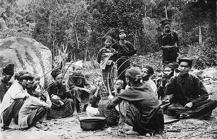 Picture 3 of Portraits of Vietnamese people over 100 years ago through the lens of a French man