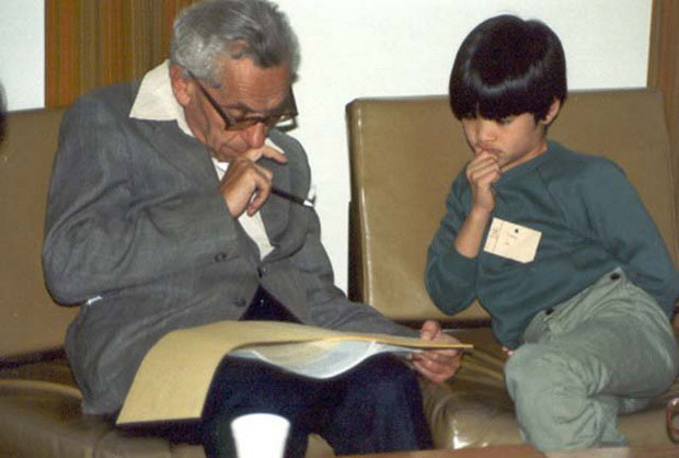 Picture 3 of Prodigy with higher IQ than Albert Einstein: Math genius, was expelled from school in the past because he was too smart