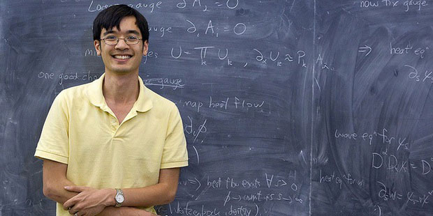 Picture 5 of Prodigy with higher IQ than Albert Einstein: Math genius, was expelled from school in the past because he was too smart