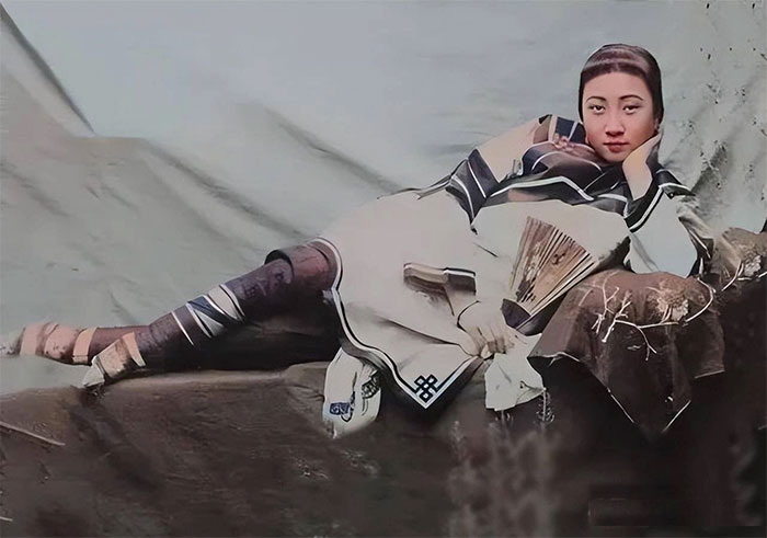 Picture 10 of Rare photos from the Qing Dynasty: The beauty of the number one courtesan is not as intriguing as her 'top-notch' legs