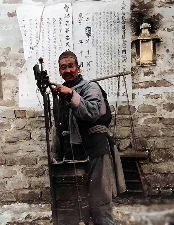 Picture 6 of Rare photos from the Qing Dynasty: The beauty of the number one courtesan is not as intriguing as her 'top-notch' legs
