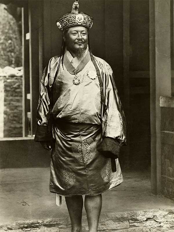 Picture 11 of Rare photos of royals around the world 100 years ago