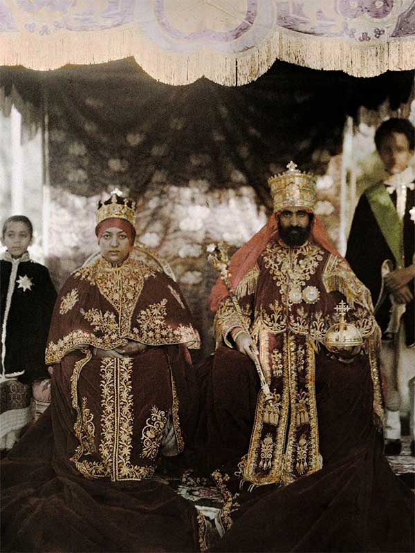 Picture 7 of Rare photos of royals around the world 100 years ago