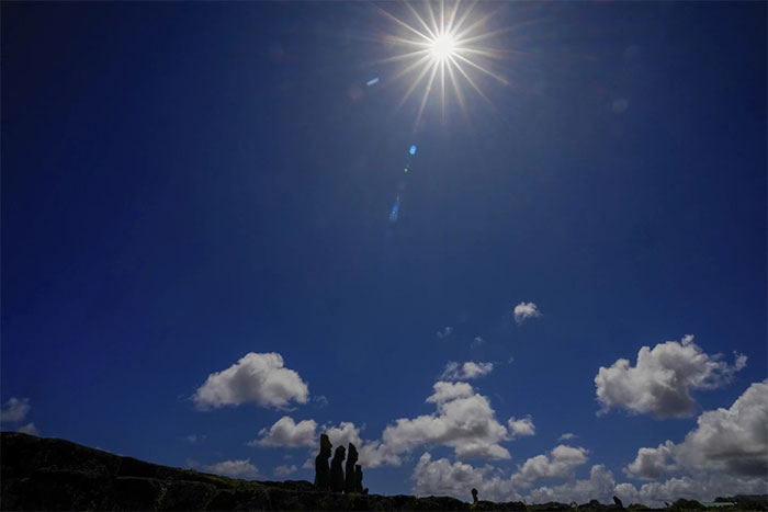 Rare 'ring of fire' solar eclipse in South America Picture 6