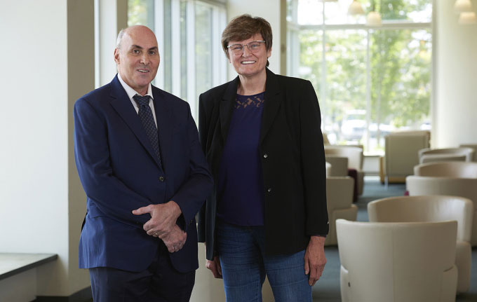 Picture 2 of Research on mRNA vaccine to prevent Covid wins the 2023 Nobel Prize in Biomedicine