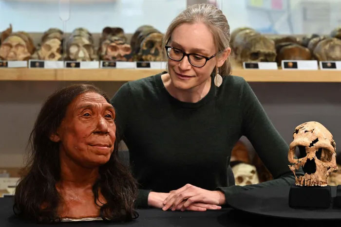 Picture 2 of Revealing the face of a Neanderthal woman 75,000 years ago