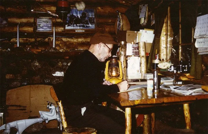 Robinson in real life: Living alone in the wild for 30 years before passing away at the age of 83 Picture 7