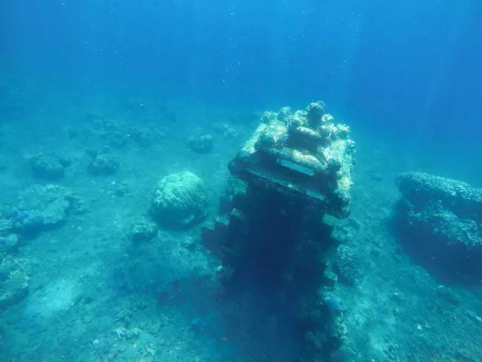 Scanning lasers, ghost shrines appear at the bottom of the bay Picture 2
