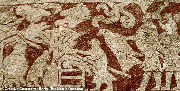 Scary Viking's 'Blood Eagle' ritual: Gouging the back, excavating the enemy's lungs Picture 3