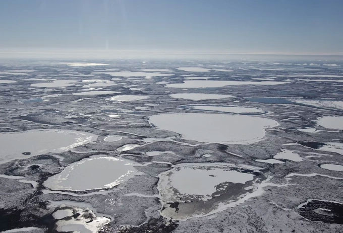 Picture 1 of Science awakens 48,500-year-old 'sleeping' virus for surprising reason