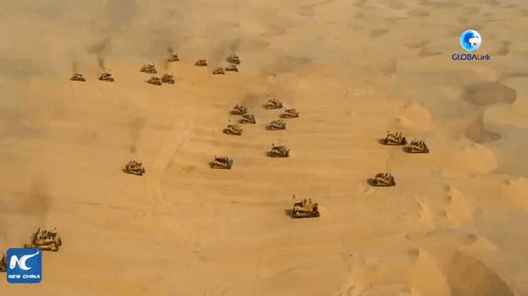 Picture 1 of See how China built a highway more than 150km through the desert despite the sandstorm