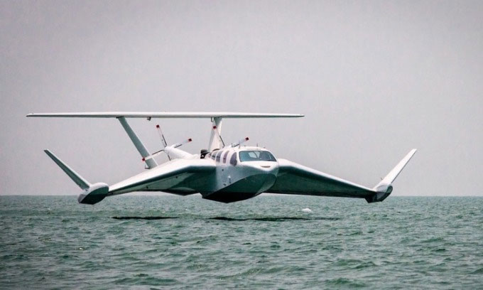 Ships and aircrafts have a range of 926km Picture 1
