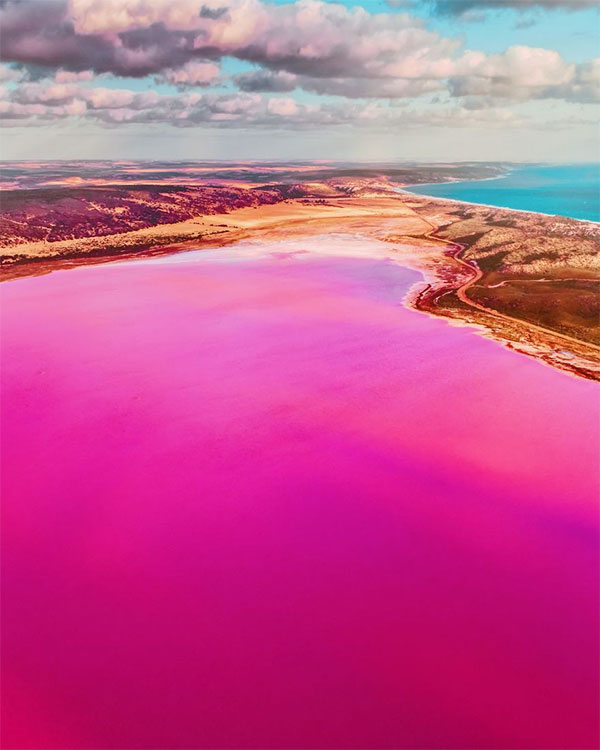 Picture 11 of Strange pink, red, orange lake by the hour
