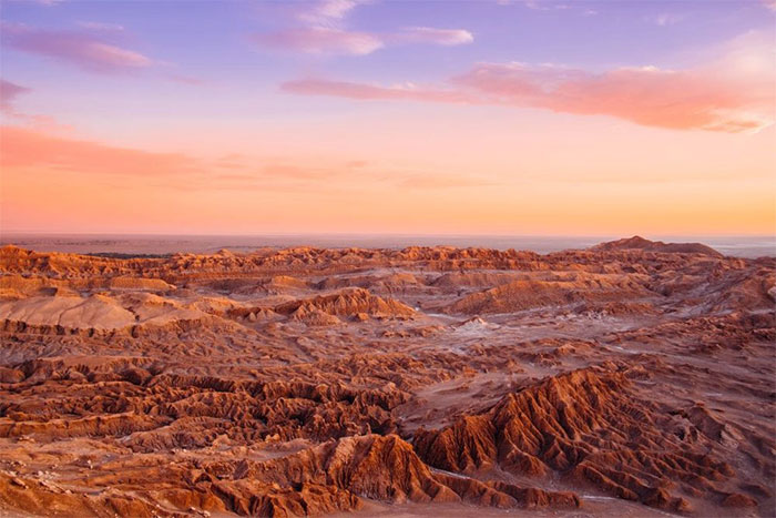 Picture 3 of Strangely, the driest desert in the world, cacti can't live: Home to more than 1 million people!