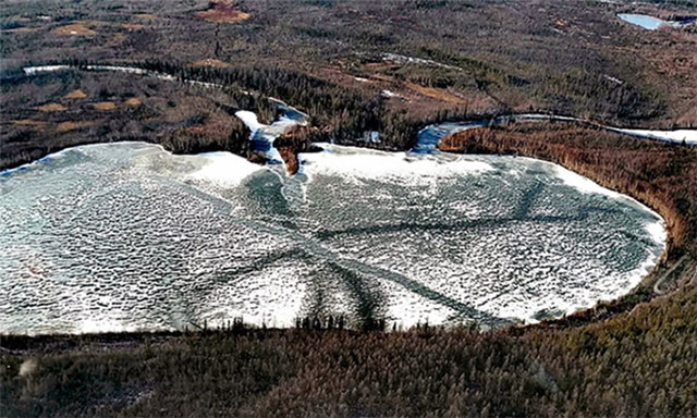Studying the lake near the epicenter of the mysterious explosion 113 years ago Picture 1