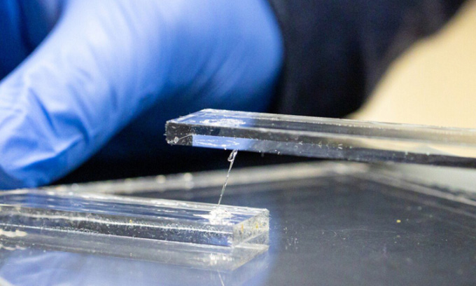 Picture 1 of Super strong adhesive withstands 200 degrees Celsius