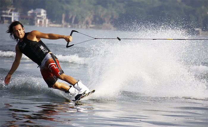 Surfing on the water like a god, what do you know about the history of water skiing? Picture 3