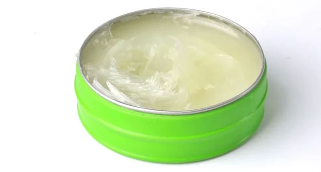 Picture 7 of Surprise with 10 products you use every day that contain petroleum
