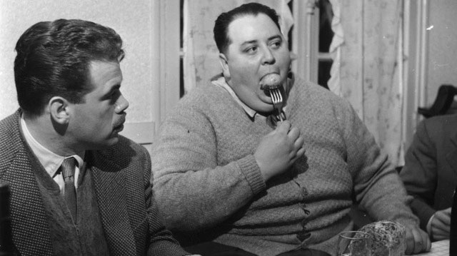 Picture 5 of Surprised by male beauty standards throughout history