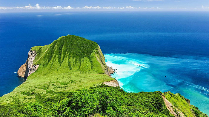 Taiwan's Turtle Island 'lost its head' after the earthquake Picture 3