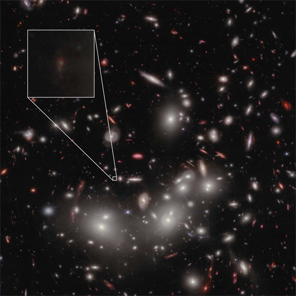 Picture 1 of 'The 3-faced giant' travels 13.3 billion years to Earth