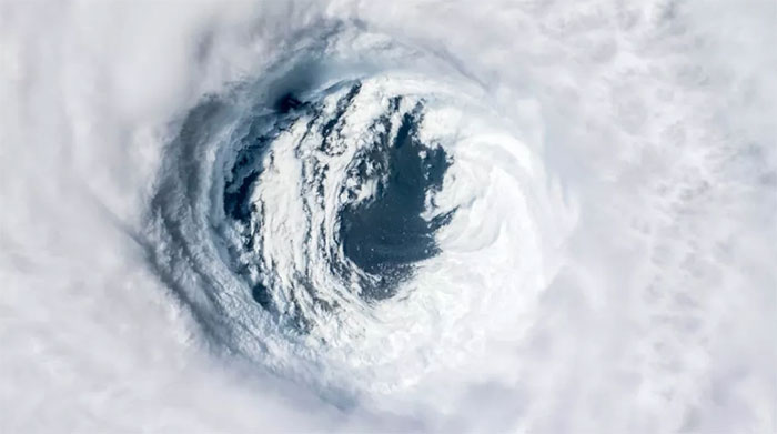 The appearance of the 'new seasons' and the prediction that the Earth has lost all hope of recovery Picture 1