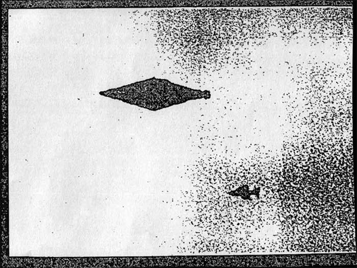 Picture 2 of The clearest photo of a UFO released in 32 years
