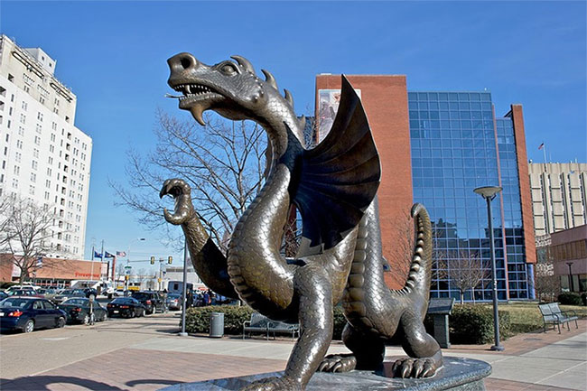 Picture 1 of The Difference Between the East and the West of Dragons