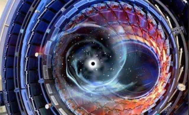 The difference between the three polar holes in the universe: Black holes have been discovered, so where are white holes and wormholes? Picture 3
