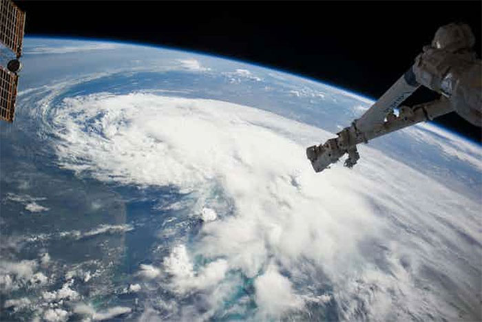 Picture 1 of The earth is round but why do we only see it as flat?